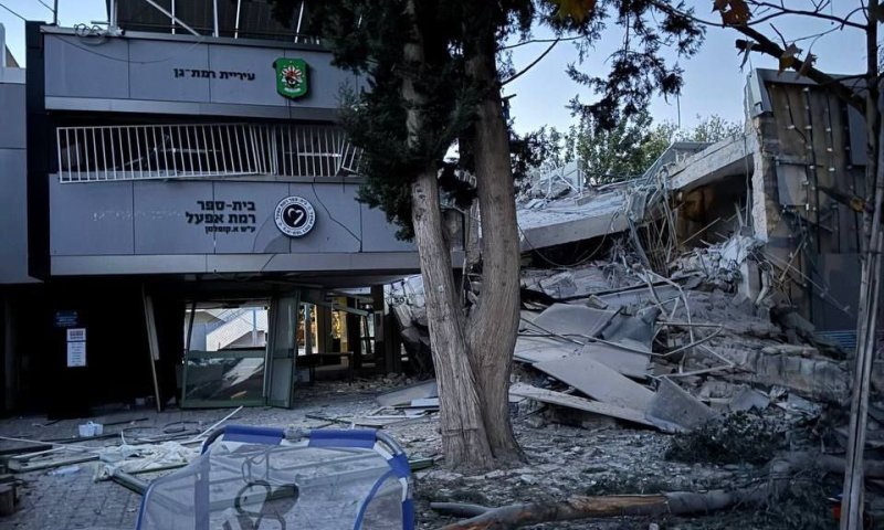 בעקבות יירוט הטיל מתימן: מיירט פגע בבית ספר ברמת גן