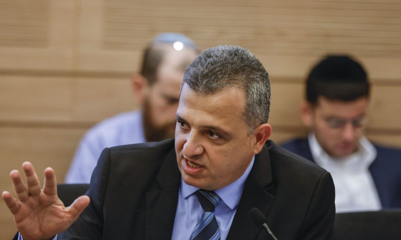 3 תושבי רמת גן נעצרו לאחר שאיימו על ראש העיר