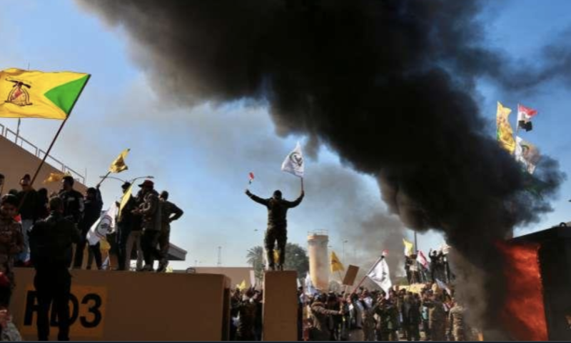 האיום האמריקני לעיראק: "פרקו את המיליציות האיראניות מיד"