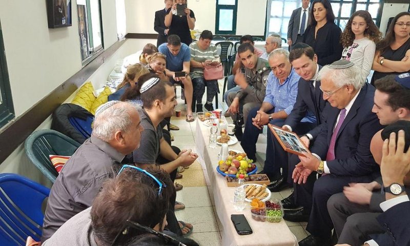 חתנו של טראמפ הגיע לבית משפחת מלכא