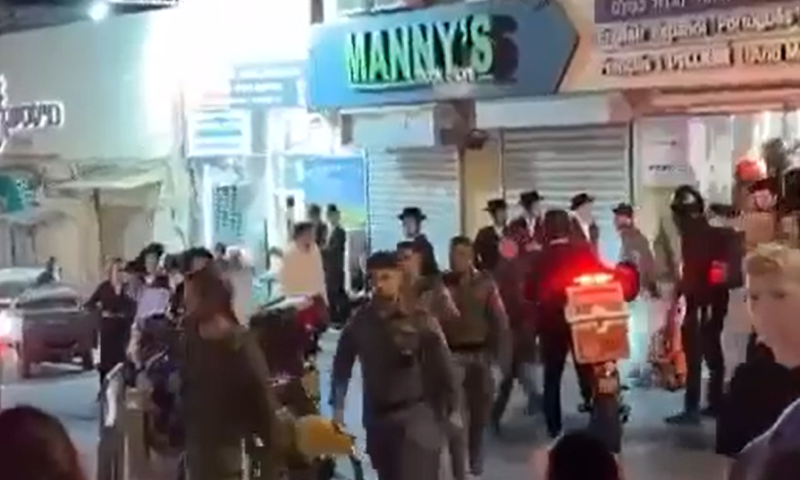 בושה: חייל הותקף במאה שערים ונזקק לחילוץ