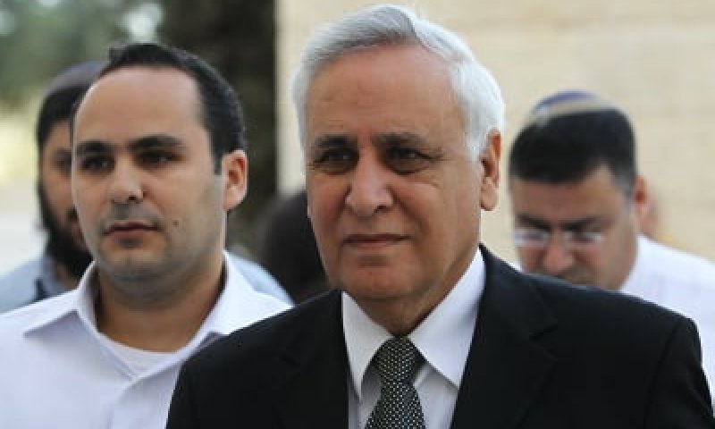 הצעת חוק: ייאסר לקרוא רחובות וכיכרות על שם קצב