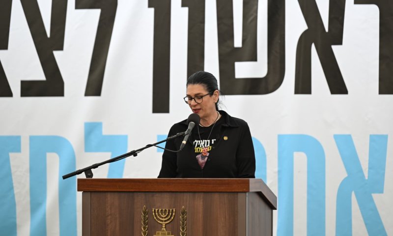 לקרוא כל מילה: הספדה המלא של טליק גואילי, אמו של רני הי"ד