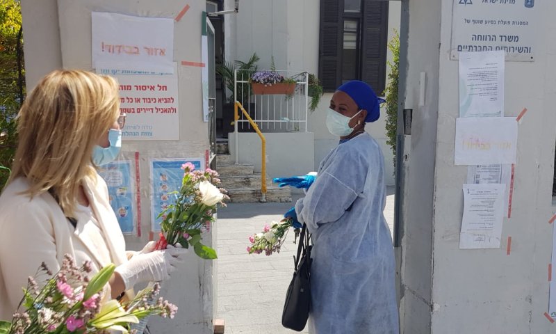 "מלאכים, תודה": המחווה של המעון בגדרה לרופאים