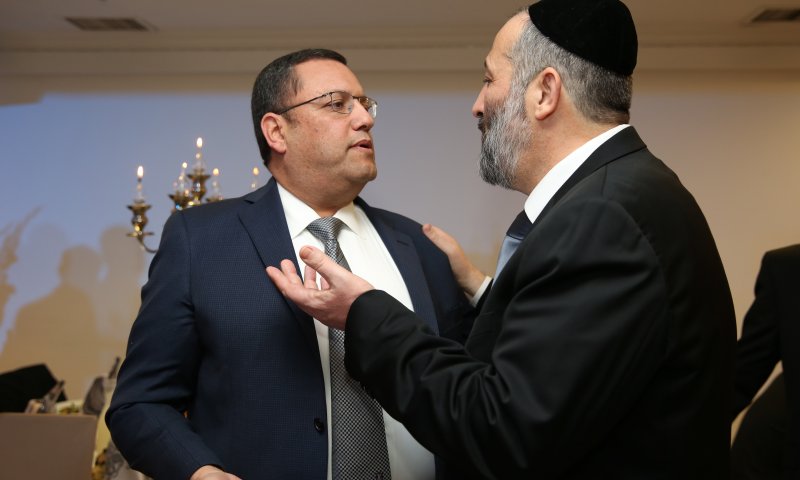 הותר לפרסום: משה ליאון הוא הנחקר בפרשת דרעי