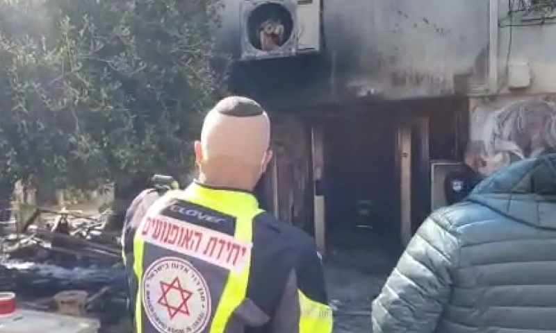 נתניה: 7 פצועים בשריפה בבניין בן 4 קומות