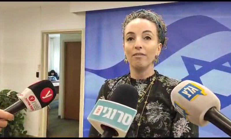 "פגיעה קשה": סילמן נגד עיכוב פיילוט הרחצה הנפרדת