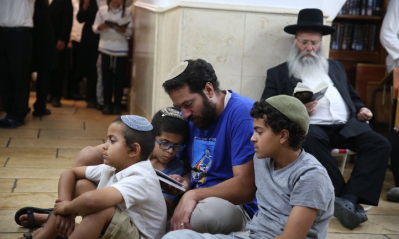 תשעה באב עבר, איך ממשיכים הלאה?