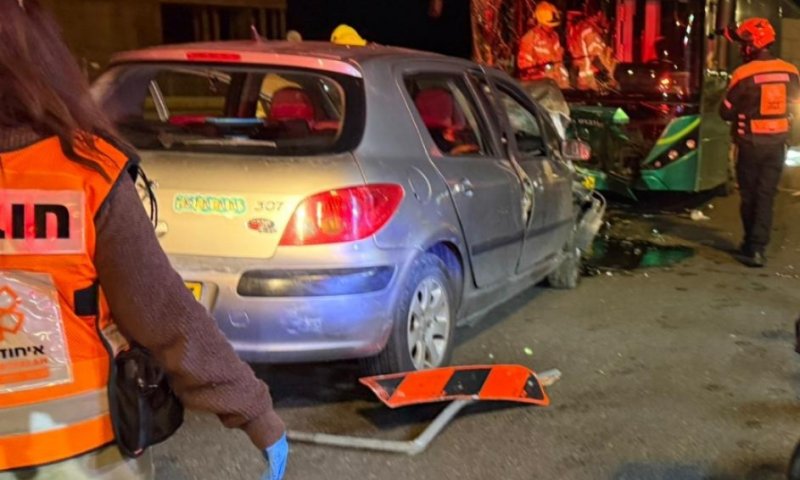 ראשון לציון: בן 35 נפצע קשה בתאונה במחלף מבוא איילון