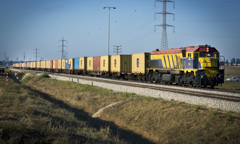 שוב מתמגנים: רכבת משא תגן על הרכבת לשדרות