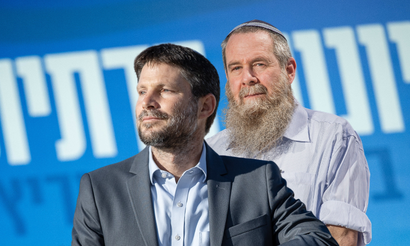 סמוטריץ' לא מתרשם מהאיום: לא נחכה לאבי מעוז