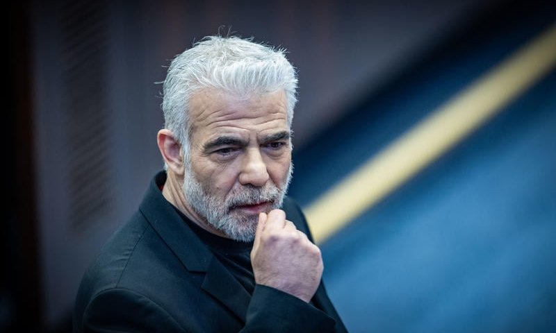 יאיר לפיד חוגג את המשבר: "הפסיקה לתפקד"