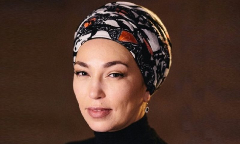 נועה ירון דיין מופיעה ב'גולה'