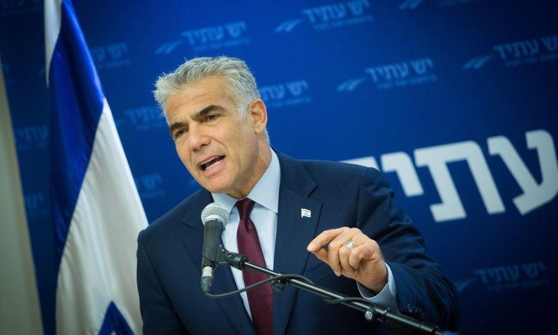 יאיר לפיד: האיום על שופטת בג"צ &ndash; בגלל נתניהו