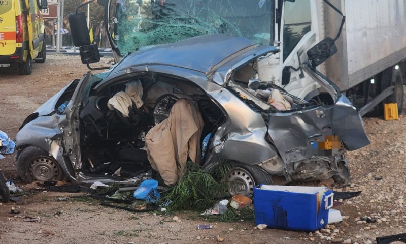 גבר ואישה נהרגו בתאונת דרכים קטלנית בצומת אלמוג