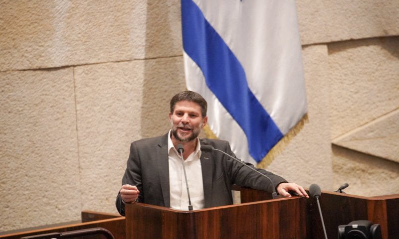 סמוטריץ' מברך: "צעד ראשון, יבואו צעדים נוספים"