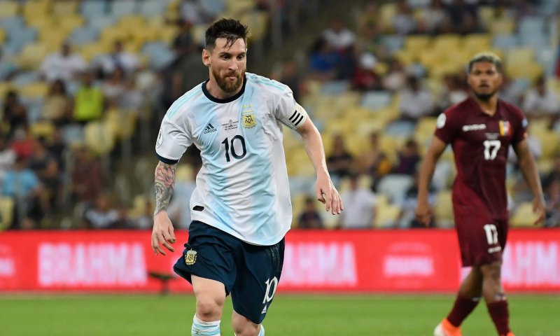 קורע: מסי זוכה לחיקוי בארץ נהדרת