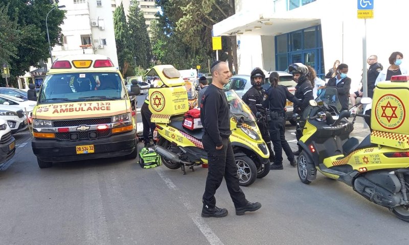תל אביב: בן 70 נדרס על ידי קורקינט מצבו קשה