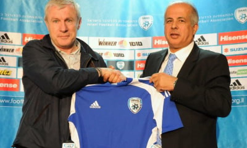 נבחרת ישראל בכדורגל צריכה קפה חזק שיעיר אותה. או נס