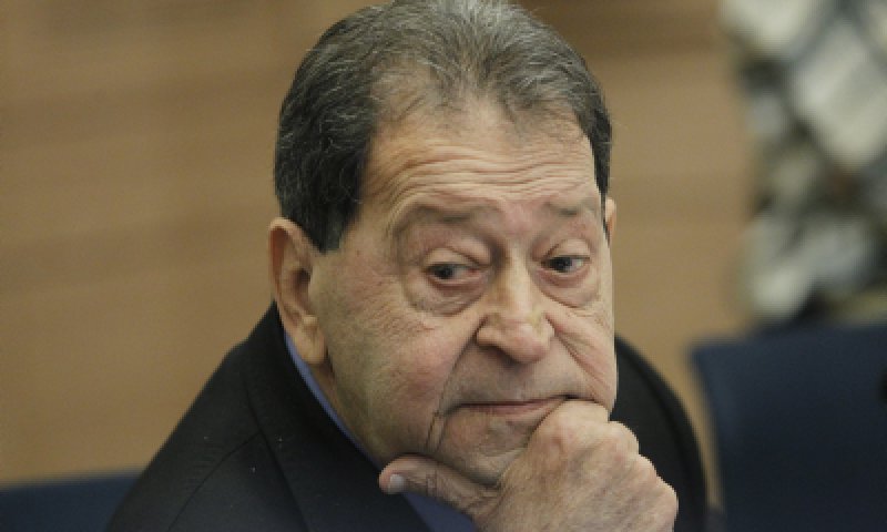 מפלגת העבודה בחרה: פואד המועמד לנשיאות