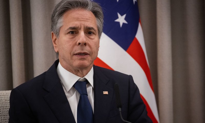 הלחץ האמריקני נמשך: מזכיר המדינה בלינקן נחת בישראל