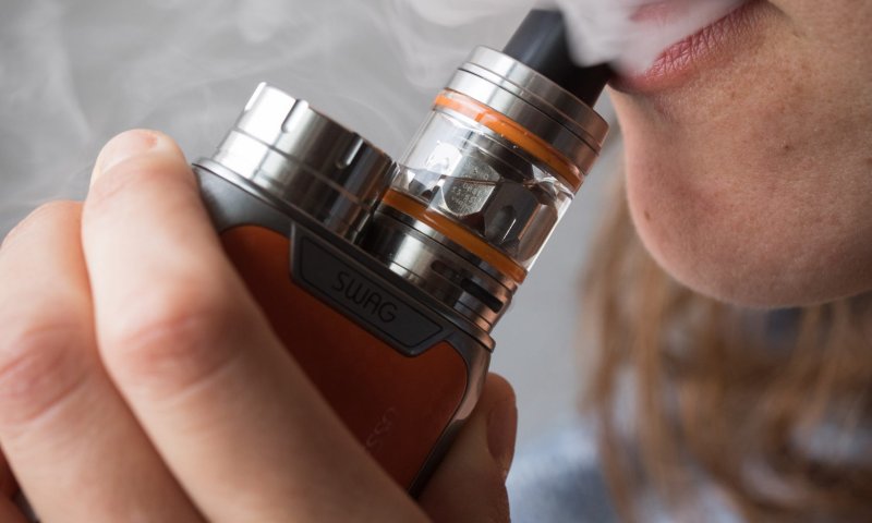 חשד: ריאות של בן 16 קרסו בגלל סיגריות אלקטרוניות