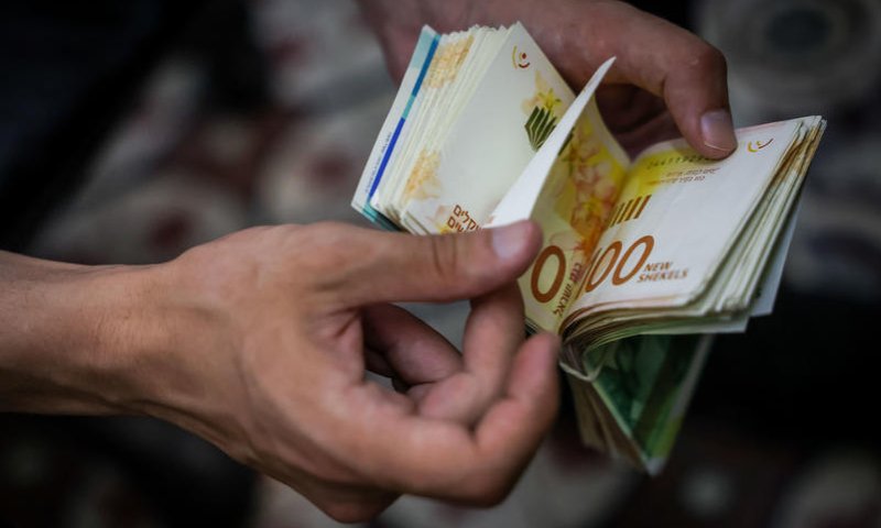 בול בזמן: מענק של 14,360 שקל הופקד היום בחשבונות הבנק