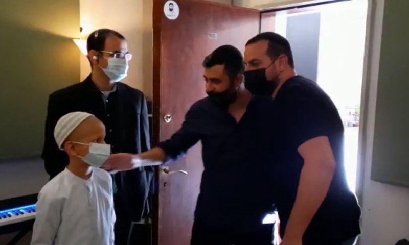 מתאחדים: הדואט המרגש שהקליטו ישי ריבו ועקיבא