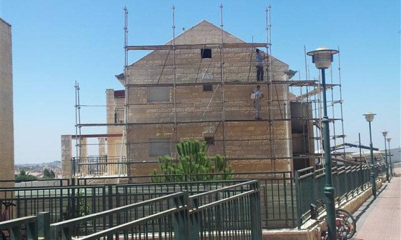 החל השלב ראשון בהריסת שכונת האולפנה בבית אל