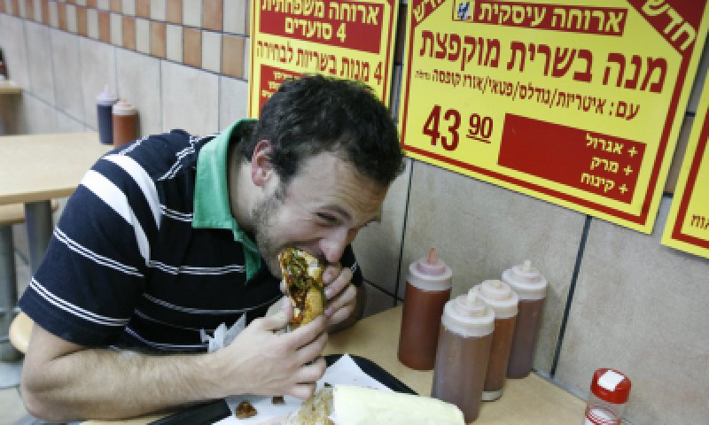 ווארט לתחילת הש"ס: למה התלמוד נפתח בארוחת ערב?