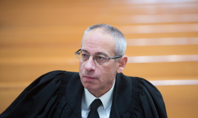 פרקליטי נתניהו ליועמ"ש: לא מסרתם לנו את החומר