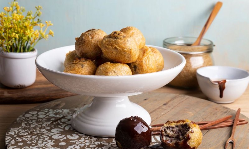 קייטנה במטבח: מתכון לכדורי שוקו צי'פס מטוגנים