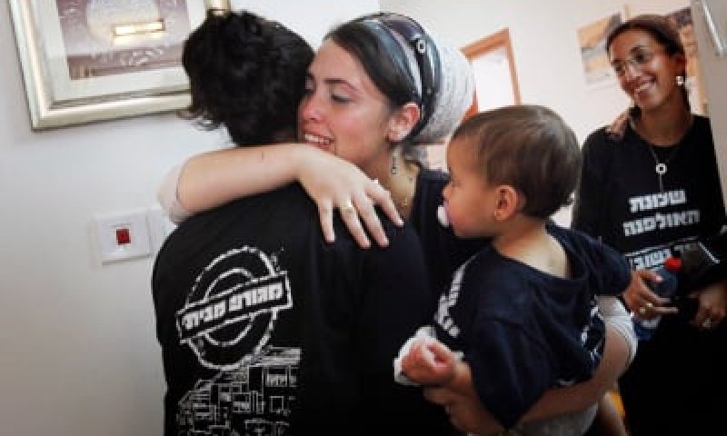 הרב אליעזר מלמד: שכונת האולפנה היא לא עמונה