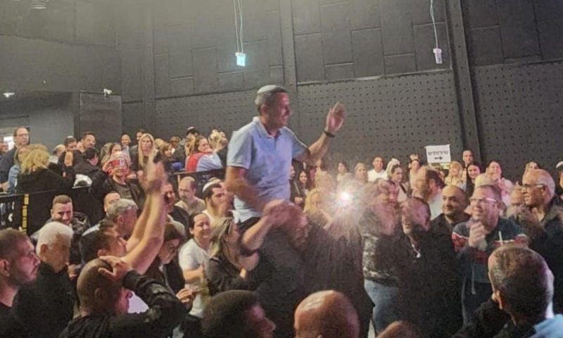 היסטוריה בשדרות: אלון דוידי נבחר בפעם השלישית לראשות העיר