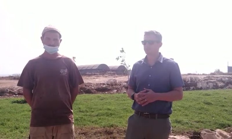 השר הנדל: תומך בחקלאי היהודי שעבר לינץ'