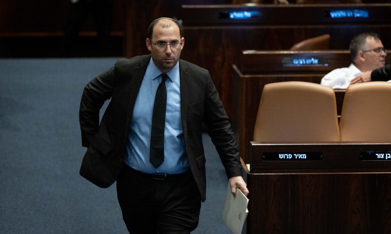 רוטמן מגיב להחלטת השופט שלא לפסול את חיות