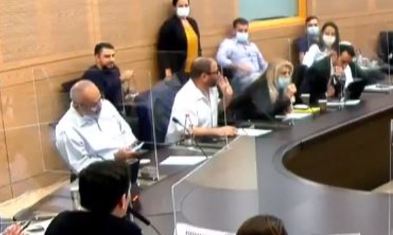 עימות חריף בכנסת: "אתה הסמרטוט הכי גדול". צפו
