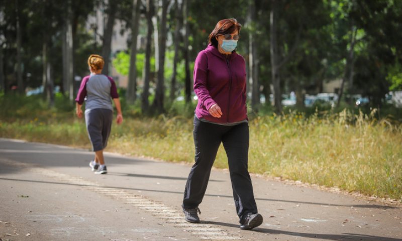 הפארקים יישארו פתוחים בסגר, לא יתבטלו טיסות