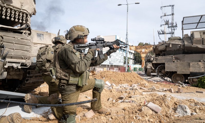 צפו בתיעוד: מחבל עם RPG בחאן יונס מחוסל מהאוויר