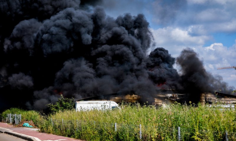 עשן כבד, נזק לבתים ורכבים; התמונות מהפגיעות בצפון