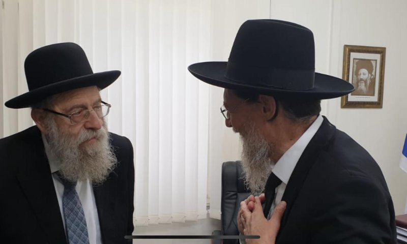 שמו של הרב שטרן הוסר משטרי מכירת החמץ בי-ם