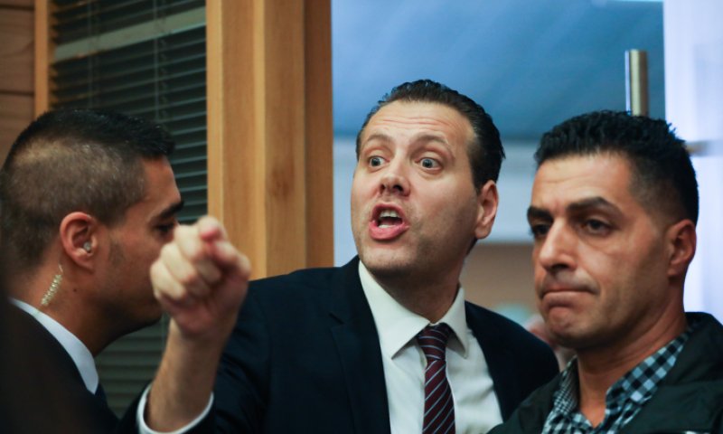 חברי בלוק הימין יצאו מהדיון: "קרקס פוליטי" &bull; צפו