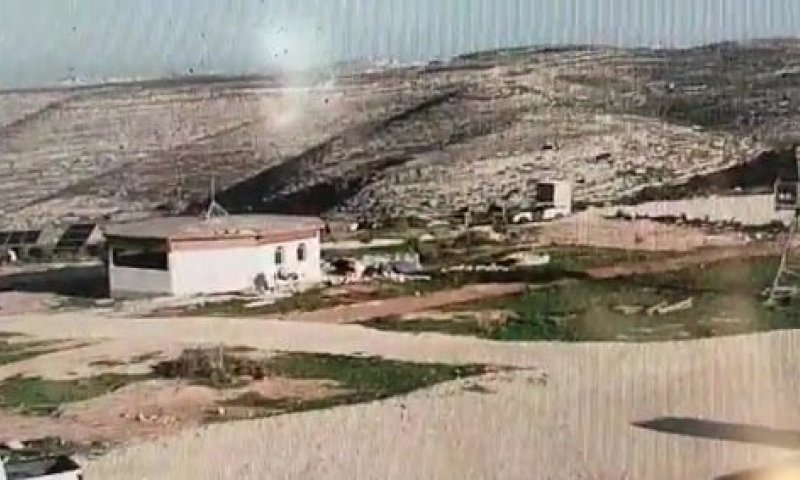 תיעוד | פיגוע דקירה בחוות אפרים; המחבל נורה וחוסל