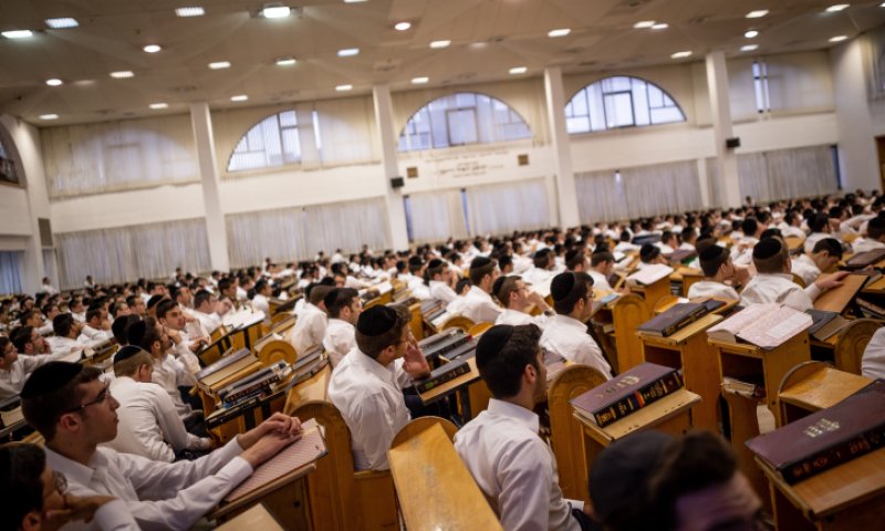 הרב אבינר תוהה: ומה אם החרדים צודקים?