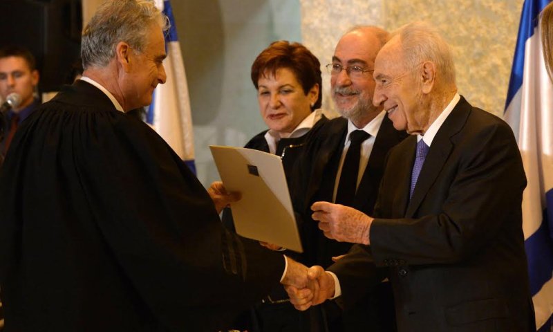 נשיא המדינה פרס השביע 25 שופטים חדשים