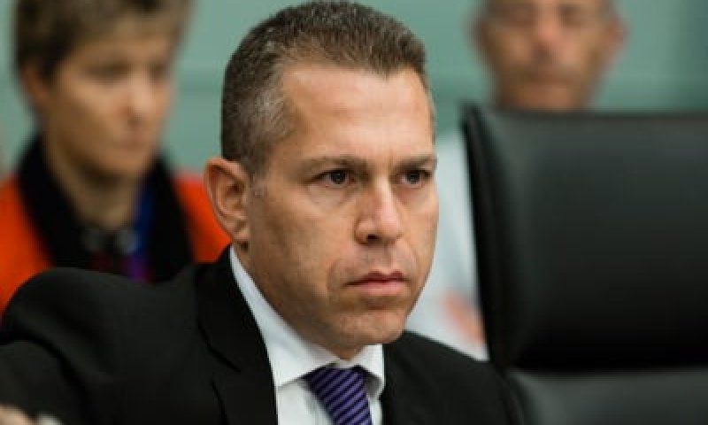 יטיל פצצה? ארדן שוקל המשך דרכו בממשלה