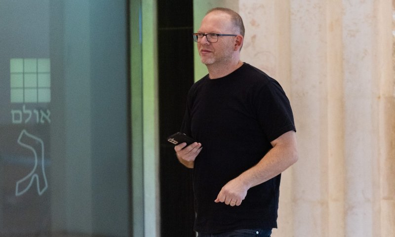 חקירת אביעד גליקמן: זאת ההוראה של המשטרה לעיתונאי