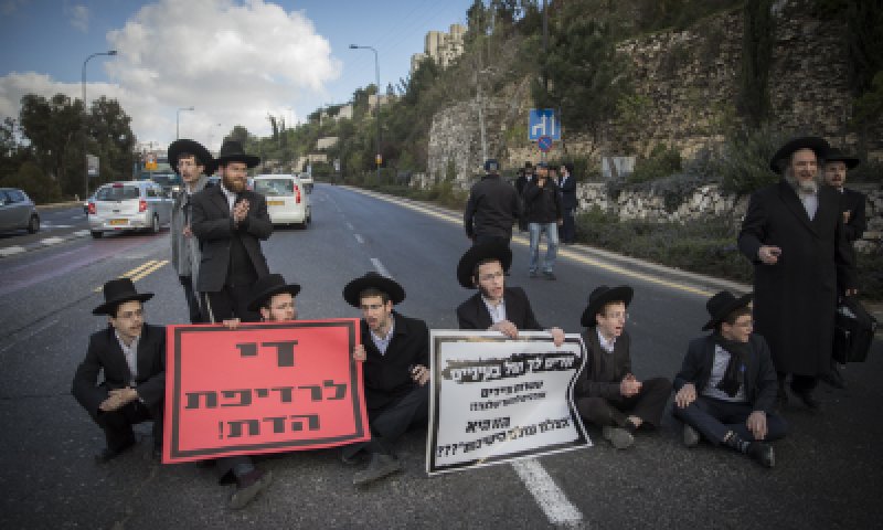 הסיבה לזעם: סמוטריץ' התחיל לדבר בחרדית