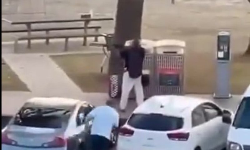 דיווחים באוסטרליה: זה האזרח שנטרל את המחבל