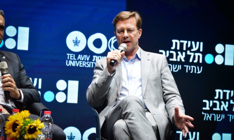 בעולם מברכים על החילוץ: "קרן אור בימים אפלים"